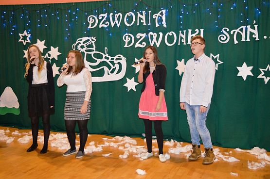 Grafika #7: KIERMASZ BOŻONARODZENIOWY