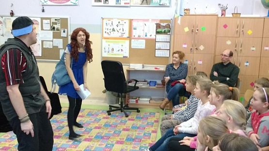 Grafika #3: Spektakle profilaktyczne - Teatr Kurtyna