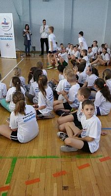 Grafika #1: WALCZ-ZWYCIĘŻAJ