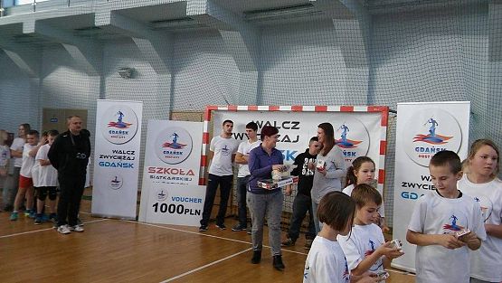 Grafika #8: WALCZ-ZWYCIĘŻAJ