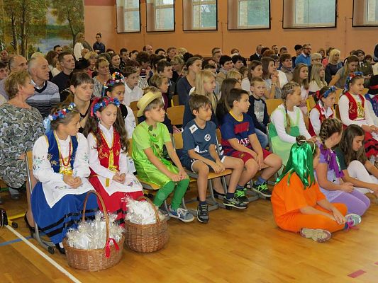 Grafika #18: 70 LECIE SZKOŁY