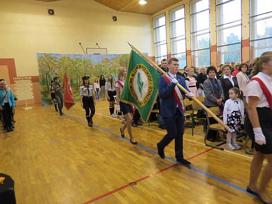 Grafika #34: 70 LECIE SZKOŁY