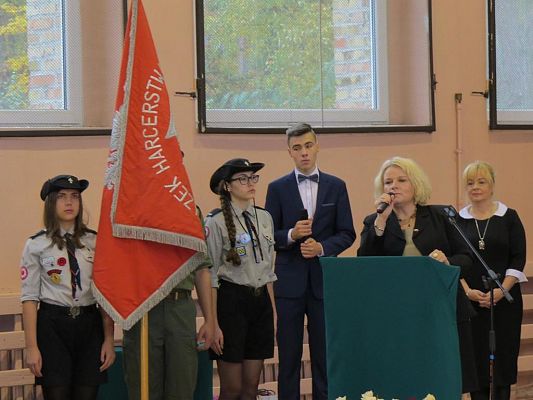 Grafika #38: 70 LECIE SZKOŁY