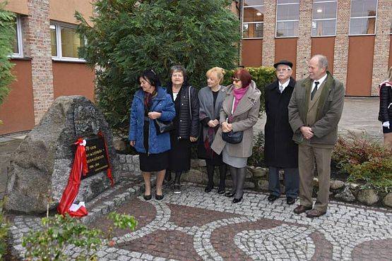 Grafika #1: 70 LECIE SZKOŁY