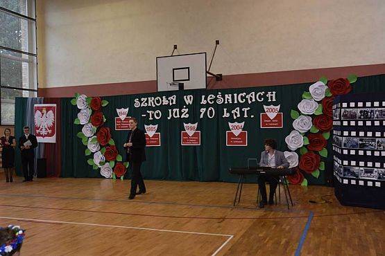 Grafika #7: 70 LECIE SZKOŁY