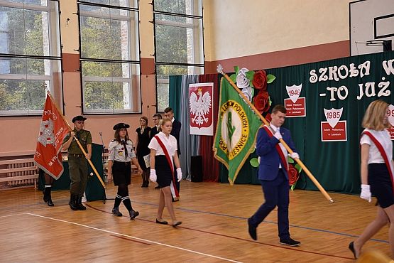 Grafika #12: 70 LECIE SZKOŁY