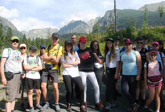 Grafika #12: Wycieczka szkolna-"Tatry Słowackie i Magiczny Kraków"