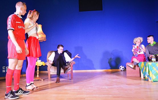 Grafika #10: "Wieżowisko 2016"