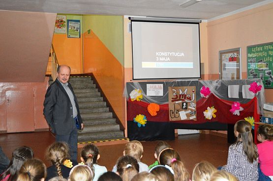 Grafika #1: APEL Z OKAZJI 3 MAJA