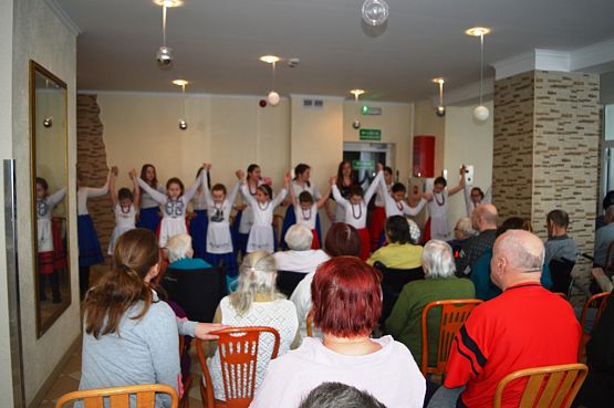 Grafika #3: Jasełka w Domach Pomocy Społecznej