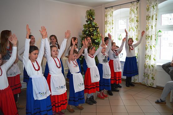 Grafika #0: Jasełka w Domach Pomocy Społecznej