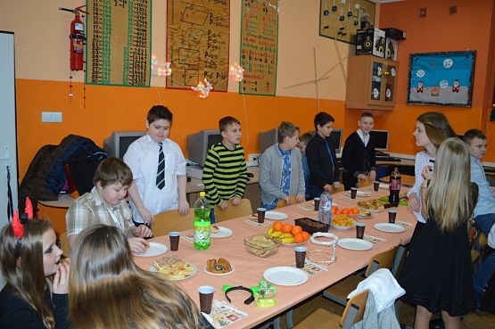 Grafika #1: Wigilia klasy V