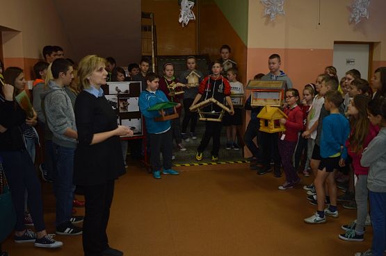 Grafika #0: Koło Przyjaciół Przyrody - Konkurs na najpiękniejszy paśnik.