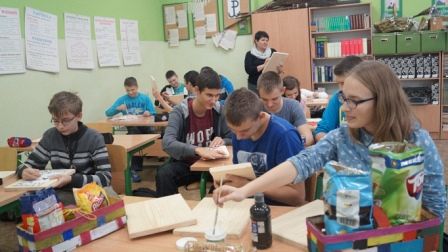 Grafika #0: KLASA III GIMNAZJUM ZREALIZOWAŁA KOLEJNY PROJEKT.