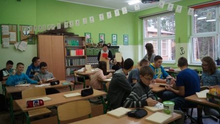 Grafika #3: KLASA III GIMNAZJUM ZREALIZOWAŁA KOLEJNY PROJEKT.