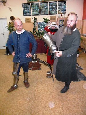 Grafika #4: ŻYWA LEKCJA HISTORII