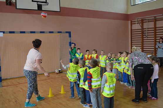 Grafika #1: DZIEŃ DZIECKA - DZIEŃ SPORTU