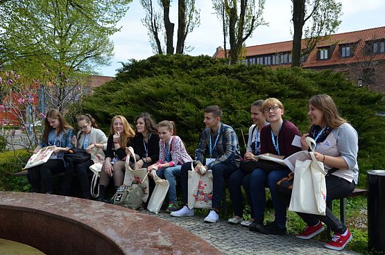 Grafika #5: Europejski Tydzień Młodzieży