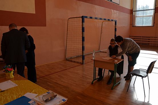 Grafika #2: EGZAMINY GIMNAZJALNE