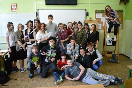 Grafika #4: 20.04. GRAMY ZEMSTĘ