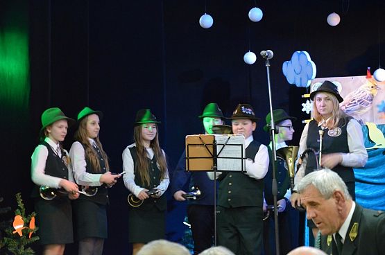 Grafika #1: Finał Regionalny w Człuchowie Ogólnopolskiego Programu Ekologicznego Ożywić Pola 2013/2014-Rok trznadla pod patronatem Polskiego Związku Łowieckiego i miesięcznika Łowiec Polski- 4 marzec 2015r.