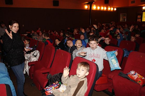 Grafika #7: Ferie na wesoło-4.II.2015 r. wyjazd do kina w Lęborku