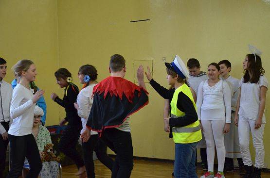 Grafika #8: 28.I.2015 wstęp artystyczne w Szkole Podstawowej nr.6 w Gdyni