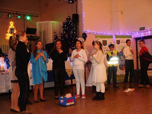 Grafika #1: 25.I.2015 występy artystyczne w trakcie X Powiatowego Turnieju Kół Gospodyń Wiejskich w Nowej Wsi Lęborskiej