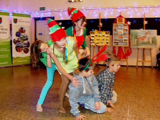 Grafika #12: 25.I.2015 występy artystyczne w trakcie X Powiatowego Turnieju Kół Gospodyń Wiejskich w Nowej Wsi Lęborskiej