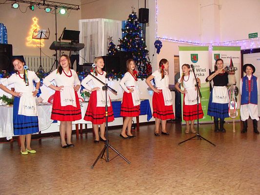 Grafika #13: 25.I.2015 występy artystyczne w trakcie X Powiatowego Turnieju Kół Gospodyń Wiejskich w Nowej Wsi Lęborskiej