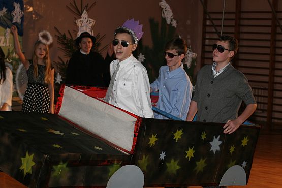 Grafika #10: KONCERT KOLĘD