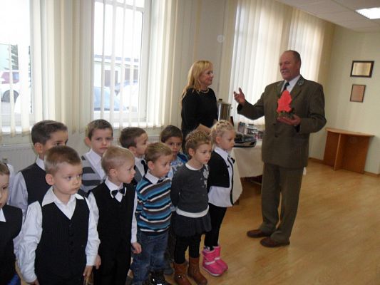 Grafika #2: "Mali kolędnicy z Leśnic"