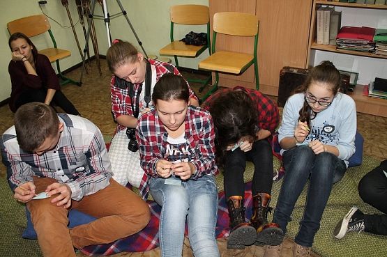 Grafika #12: "Bardzodługalekcjajęzykapolskiego"