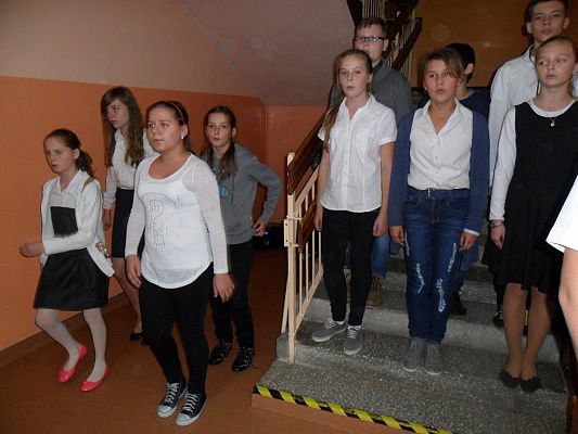 Grafika #6: Apel z okazji Święta Niepodległości.