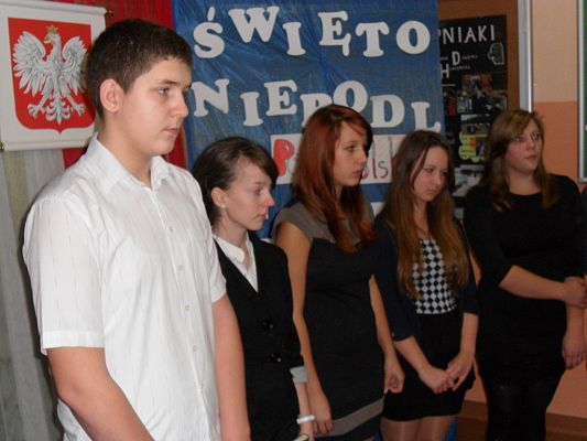 Grafika #8: Apel z okazji Święta Niepodległości.