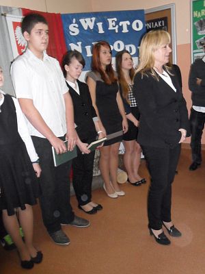 Grafika #14: Apel z okazji Święta Niepodległości.