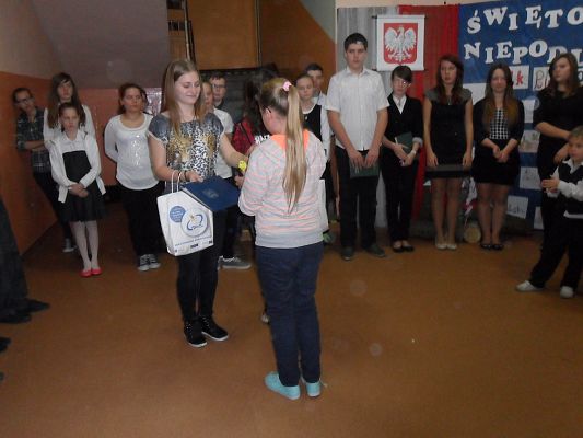 Grafika #15: Apel z okazji Święta Niepodległości.