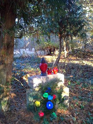 Grafika #4: Wyjście na cmentarz.