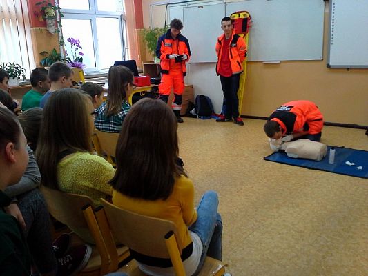 Grafika #0: I pomoc przedmedyczna.