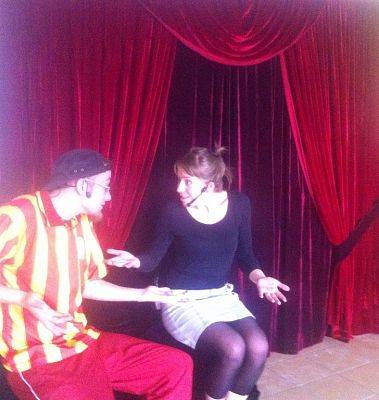 Grafika #1: "TEATR KURTYNA PRZEDSTAWIA" - CZYLI O PROFILAKTYCE SŁÓW KILKA..