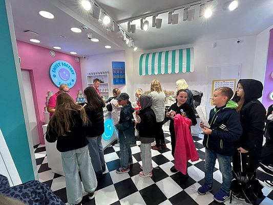 Grafika 13: Wycieczka do Lawendowej Osady w Przywidzu