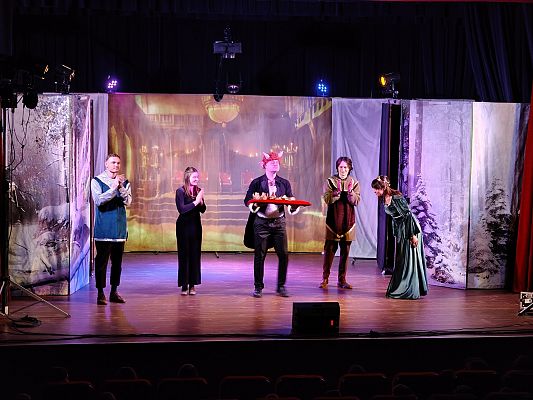 Grafika 10: Wizyta w teatrze - Narodowy Teatr Edukacji