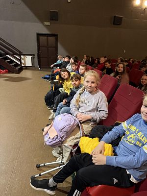 Grafika 12: Wizyta w teatrze - Narodowy Teatr Edukacji