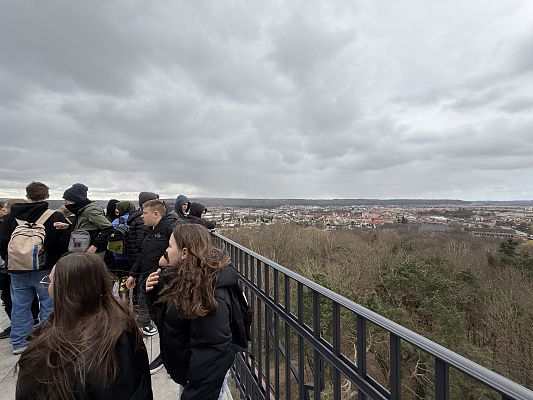 Grafika 63: Wizyta w teatrze - Narodowy Teatr Edukacji