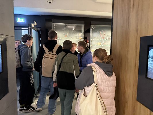 Grafika 28: Wizyta w teatrze - Narodowy Teatr Edukacji