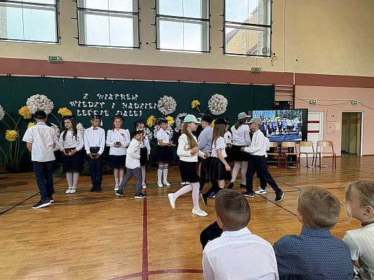 Zakończenie roku szkolnego 2024/2025 grafika