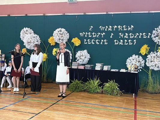 Zakończenie roku szkolnego 2024/2025 grafika