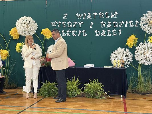 Zakończenie roku szkolnego 2024/2025 grafika