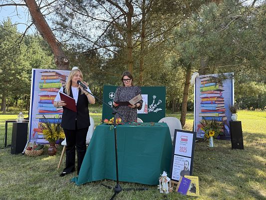 Narodowe czytanie - Szkoła Podstawowa w Leśnicach grafika