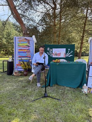 Narodowe czytanie - Szkoła Podstawowa w Leśnicach grafika